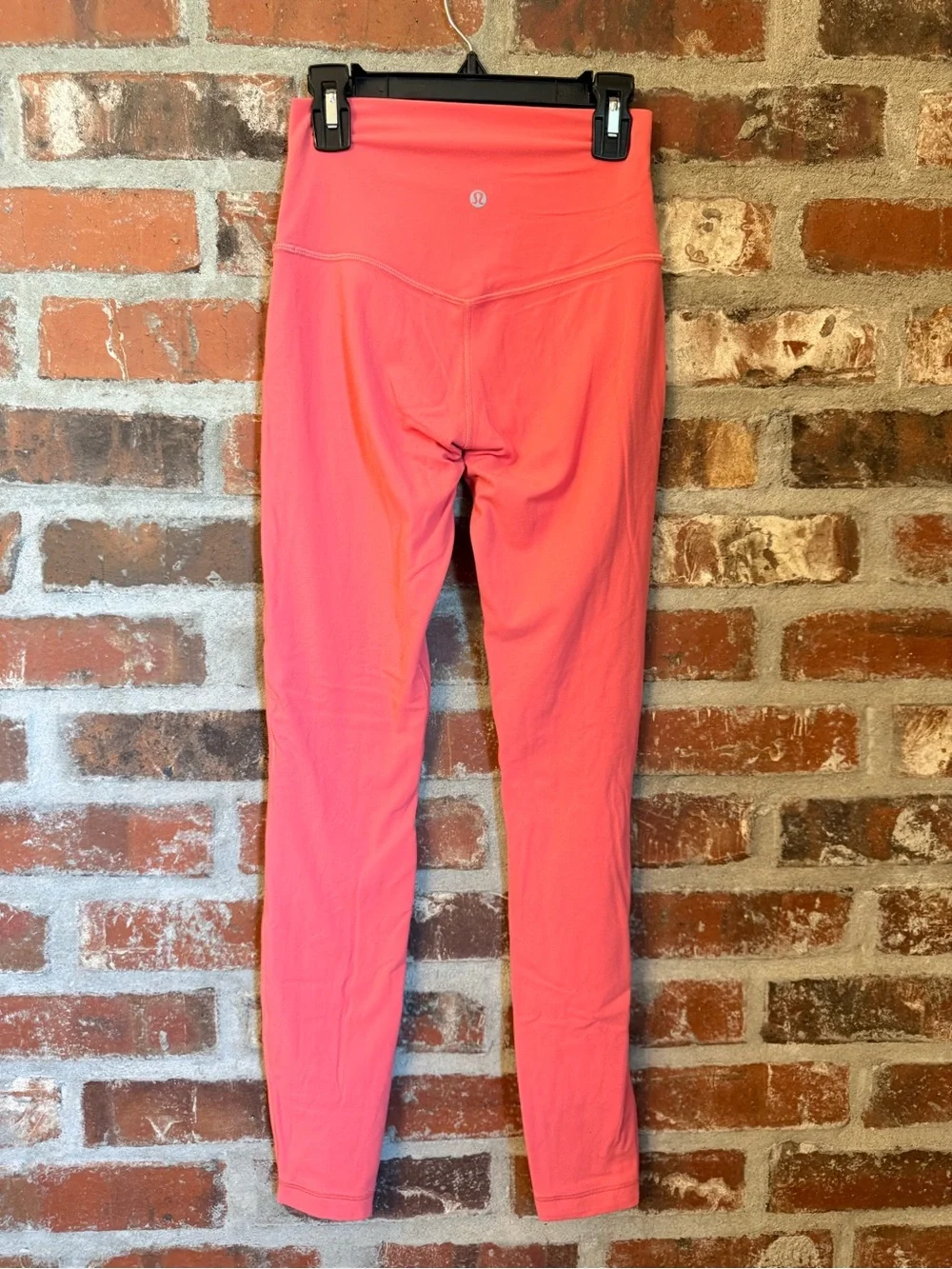 P119 - lululemon athletica Align Double Lined Coral High-Rise Leggings